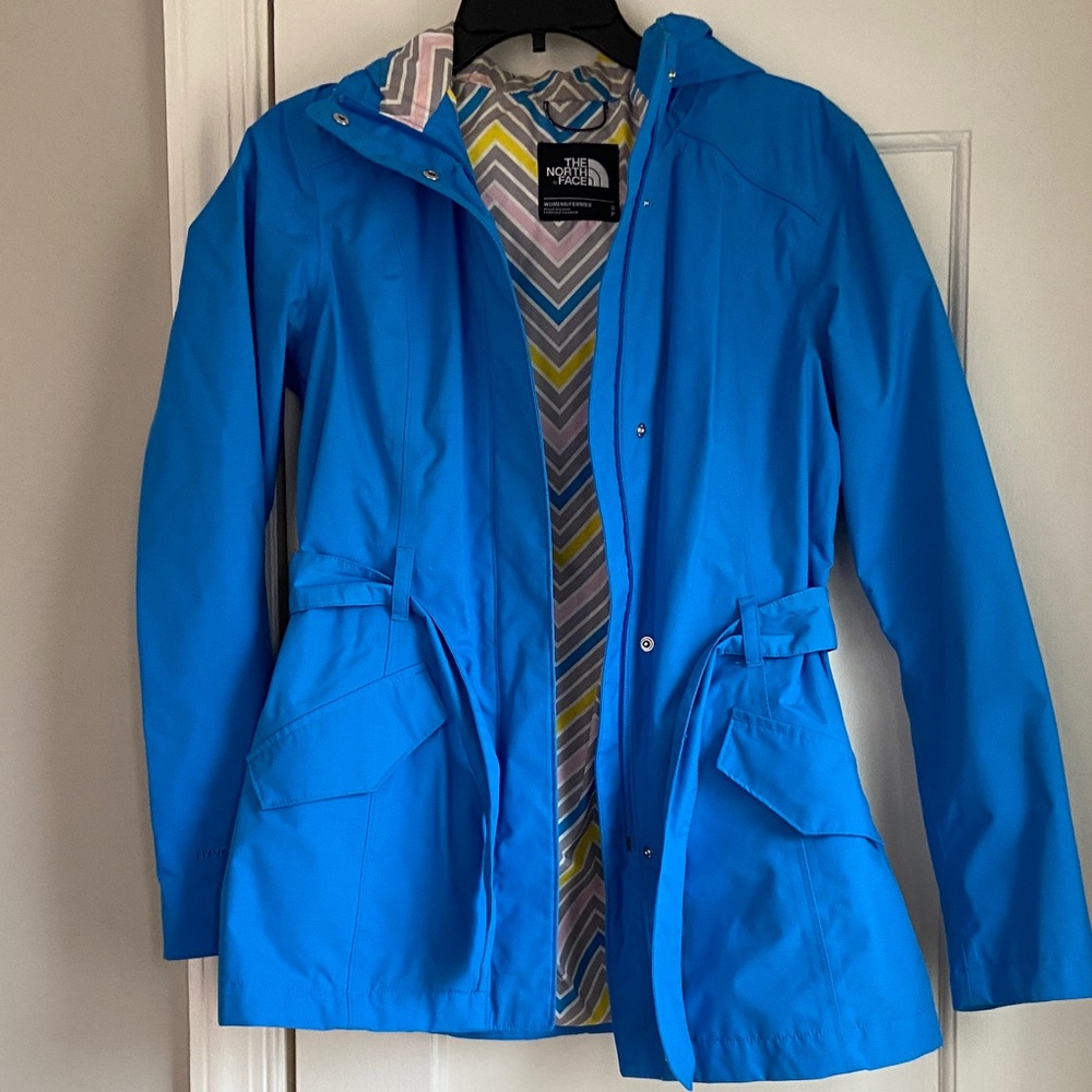 The North Face Women's Vibrant Blue Utility Jacket - Waterproof